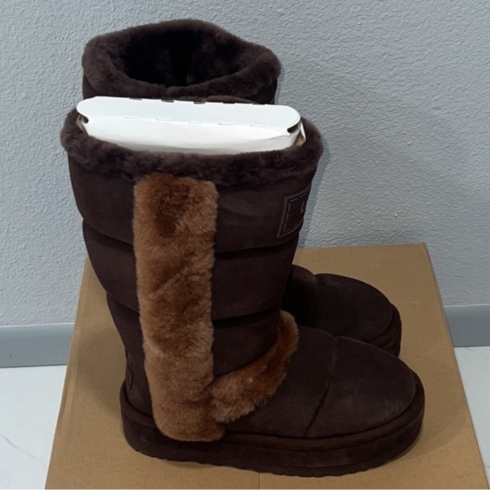UGG CHILLAPEAK TALL
